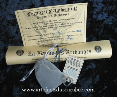 Pochette de Suédine, Certificat d’Authenticité, Parchemin des 