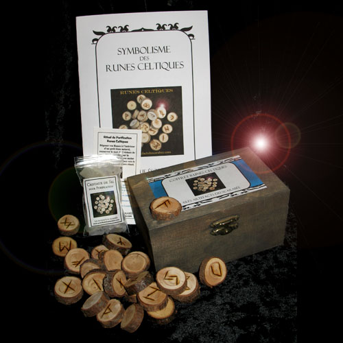 Coffret de 24 Runes Celtiques en Bois de Pin Gris