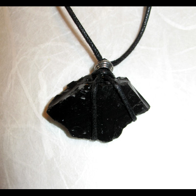 Collier "Talisman Magique" - �clat d'Obsidienne + Bille Argent�e