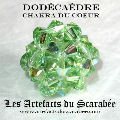 Dodécaèdre en Cristal Swarovski (04) "Chakra du Coeur" Dodécaèdre en Cristal Swarovski (04) "Chakra du Coeur"