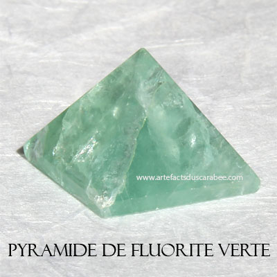 Pyramide de Fluorite Verte (25mm) - Protection & Purification