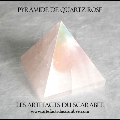 Pyramide de Quartz Rose (25mm) -Protection, Amour Inconditionnel
