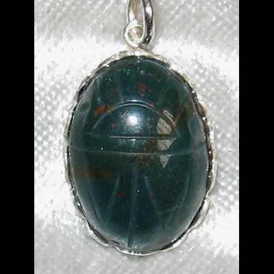 Pendentif Scarab�e �gyptien de Jaspe Sanguin -Symbole d'�ternit�