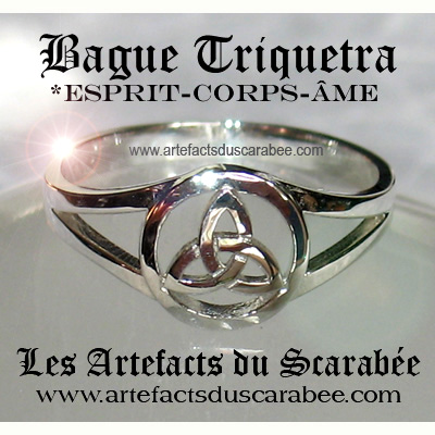 A- BAGUE TRIQUETRA - Argent Sterl. 925 (Puissance et Équilibre)