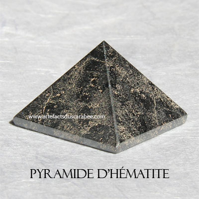 Pyramide d'Hématite - Ancrage, Magnétisme, Protection de l'Aura